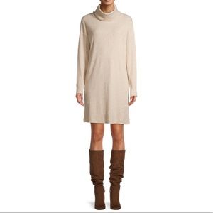 Turtle neck dress